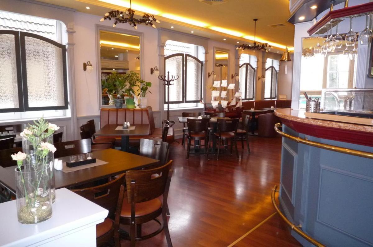 Doppelzimmer Lunch, Direkt Am Alten Strom 로스토크 외부 사진